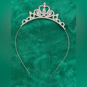 Headband tiara perfect for prom!